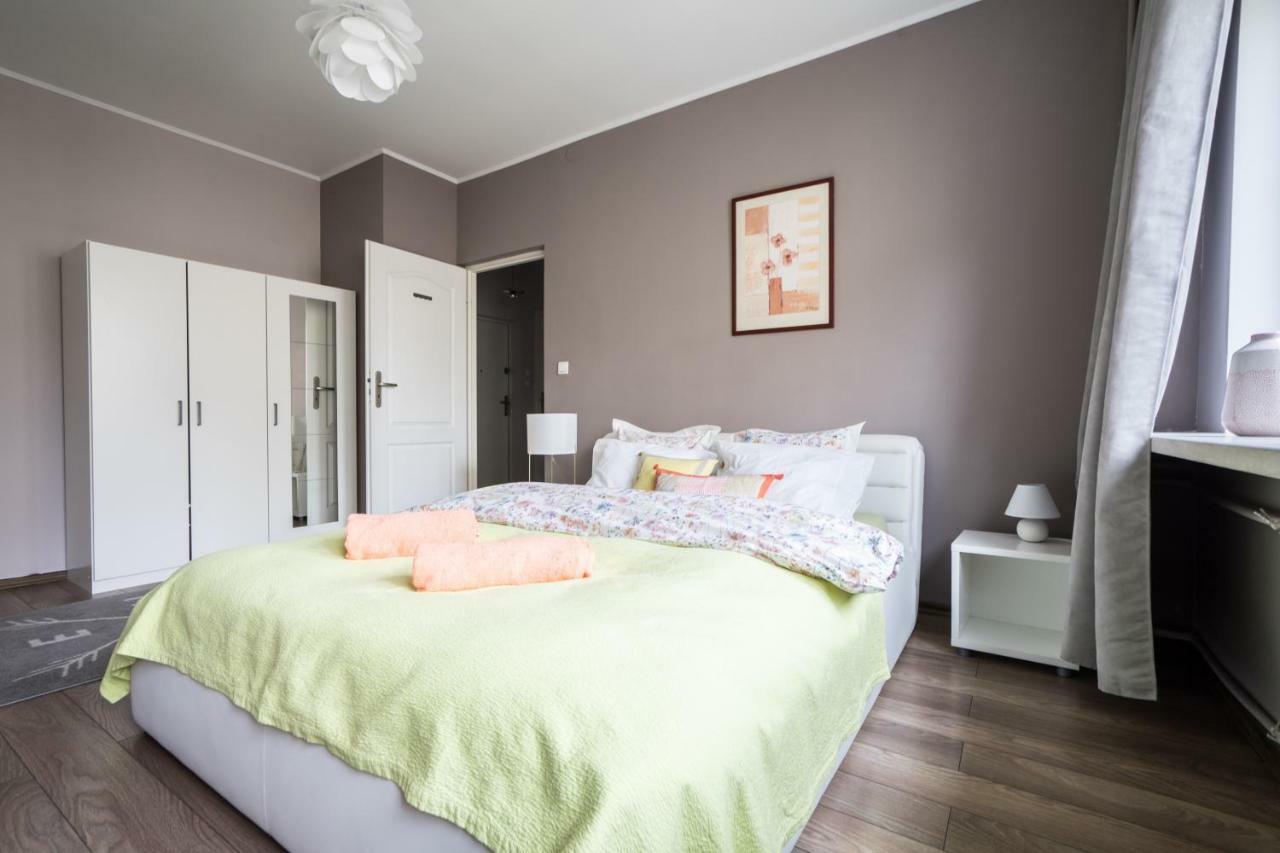 Sunny Wisla River Apartment وارسو المظهر الخارجي الصورة